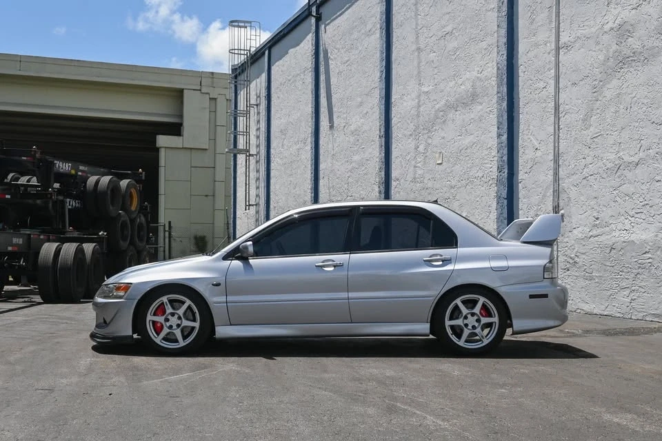 2003 Mitsubishi Lancer Evolution VIII 7th Gen - Image 2 of 20