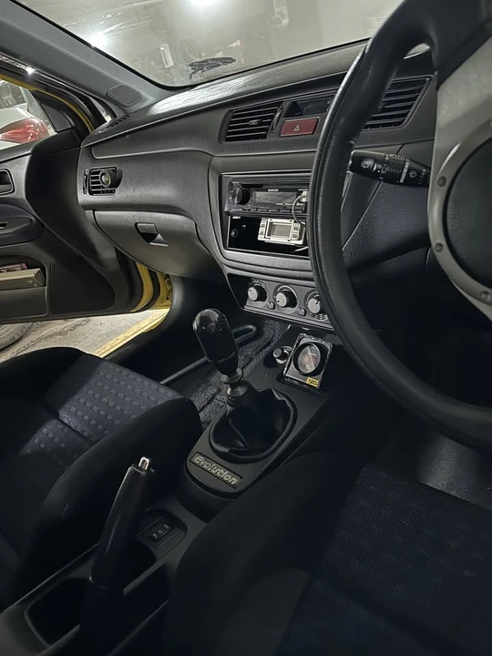 2003 Mitsubishi Lancer Evolution VIII 7th Gen - Image 2 of 8