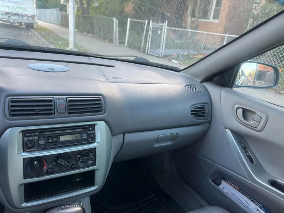 2003 Mitsubishi Galant 8th Gen - Image 5 of 5
