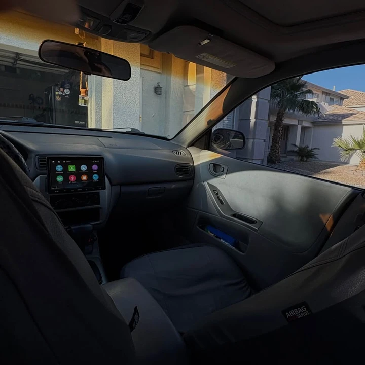 2003 Mitsubishi Galant 8th Gen - Image 4 of 8