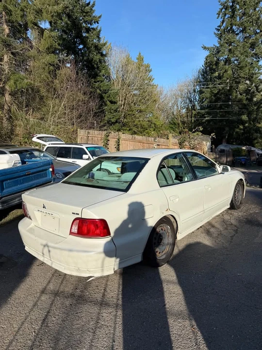 2003 Mitsubishi Galant 8th Gen - Image 2 of 13
