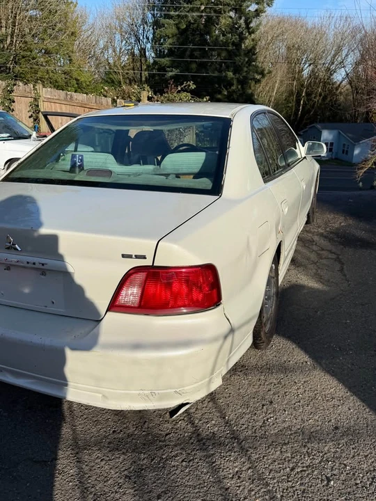 2003 Mitsubishi Galant 8th Gen - Image 11 of 13