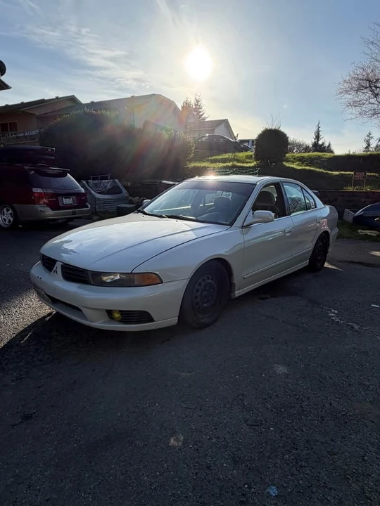 2003 Mitsubishi Galant 8th Gen - Image 5 of 13
