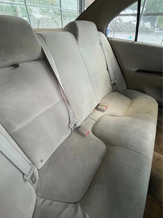 2003 Mitsubishi Galant 8th Gen - Image 9 of 18