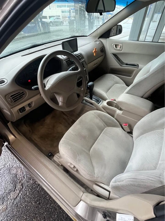 2003 Mitsubishi Galant 8th Gen - Image 13 of 18