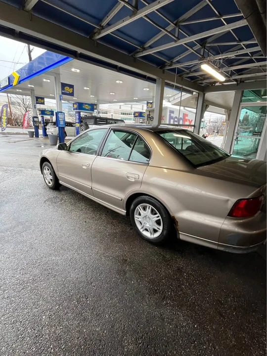 2003 Mitsubishi Galant 8th Gen - Image 3 of 18