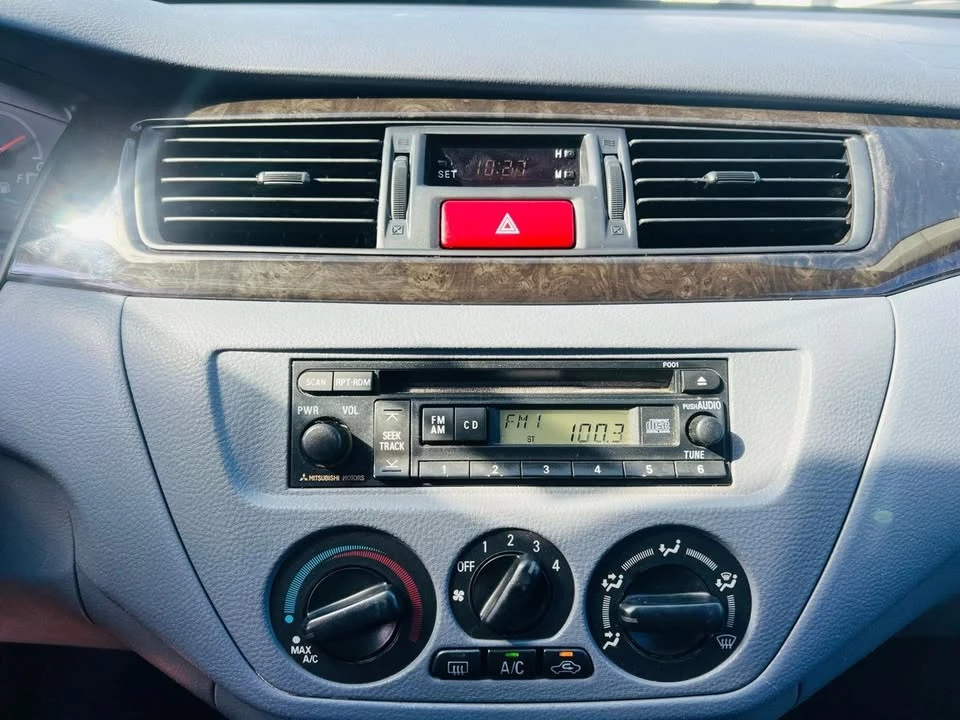 2003 Mitsubishi Lancer 7th Gen - Image 11 of 12