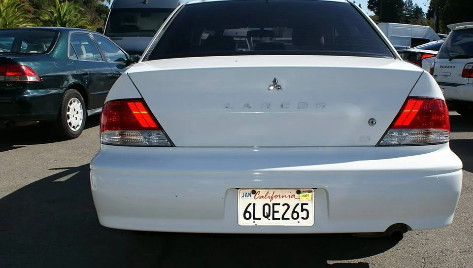 2003 Mitsubishi Lancer 8th Gen - Image 10 of 15