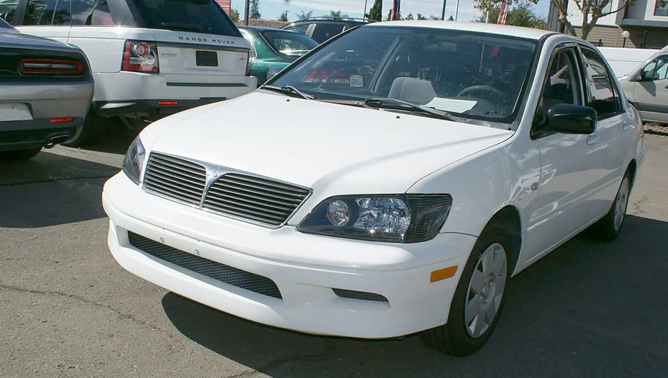 2003 Mitsubishi Lancer 8th Gen - Image 8 of 15