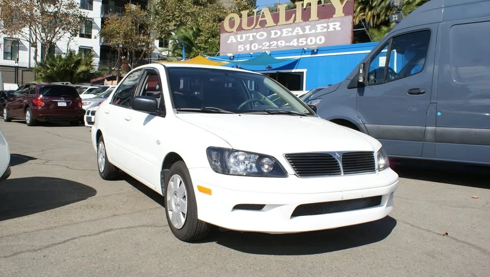 2003 Mitsubishi Lancer 8th Gen - Image 5 of 15