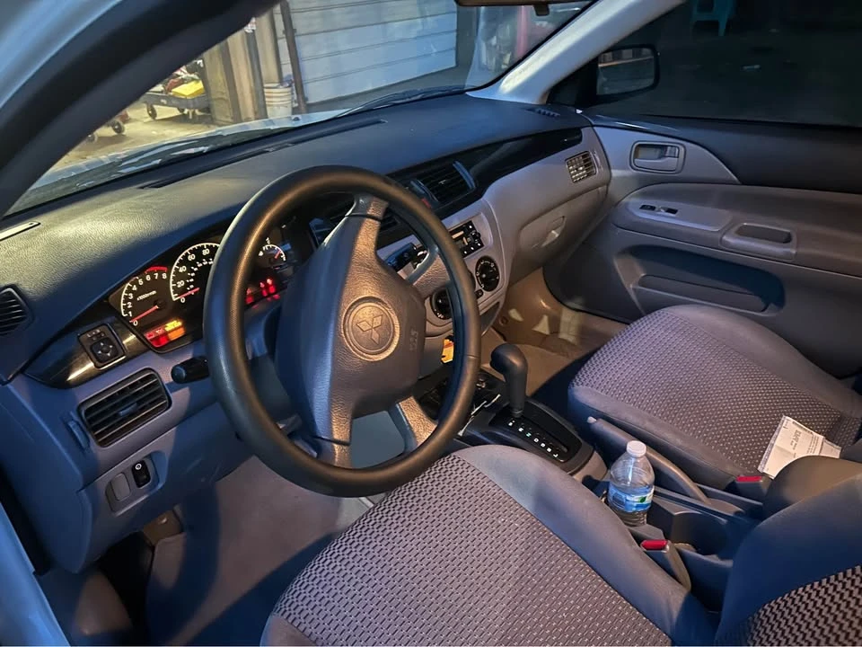 2003 Mitsubishi Lancer 7th Gen - Image 2 of 10