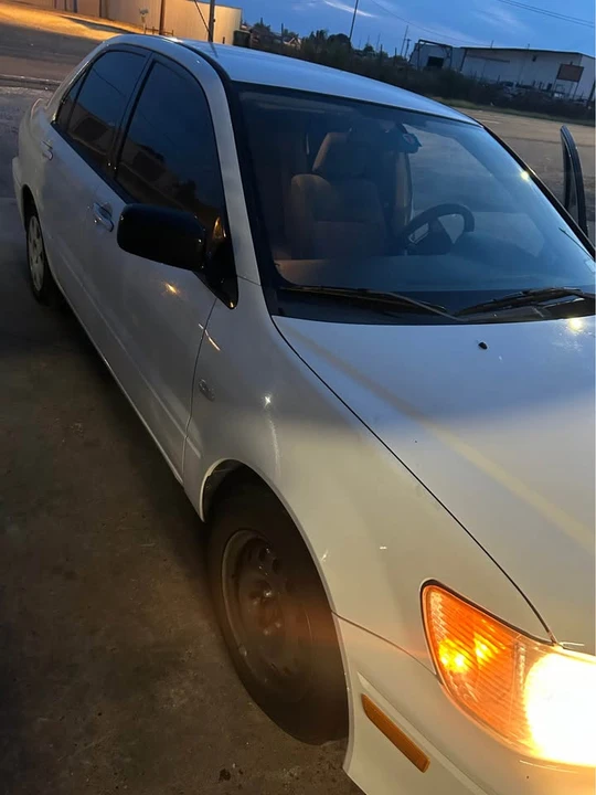 2003 Mitsubishi Lancer 7th Gen - Image 3 of 10