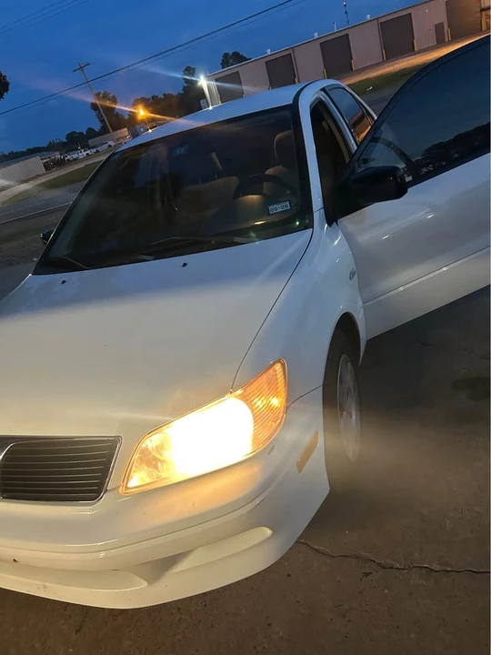 2003 Mitsubishi Lancer 7th Gen - Image 6 of 10