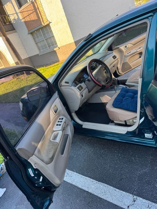 2003 Mitsubishi Lancer 8th Gen - Image 2 of 13