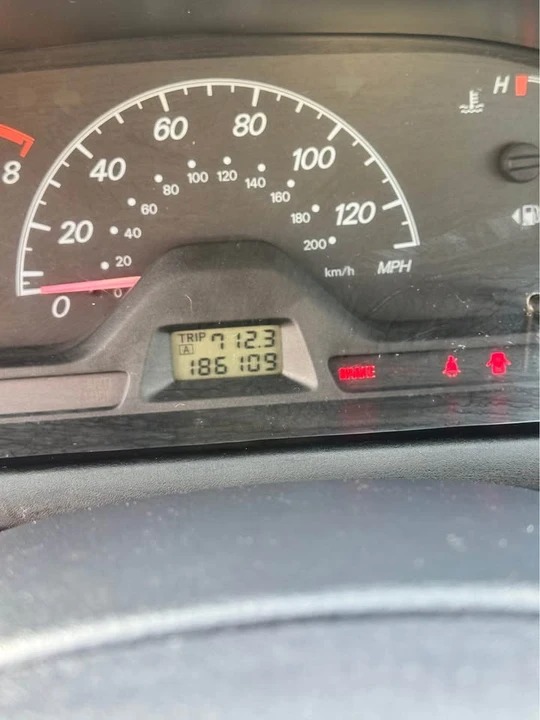 2003 Mitsubishi Lancer 8th Gen - Image 15 of 16