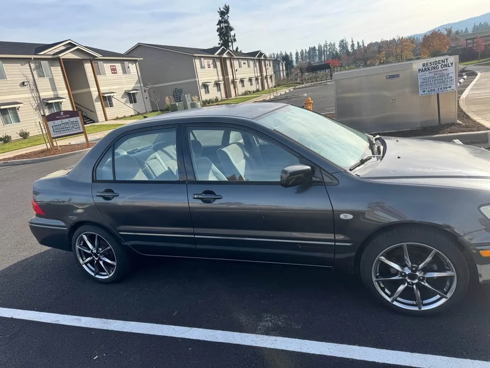 2003 Mitsubishi Lancer 8th Gen - Image 2 of 16