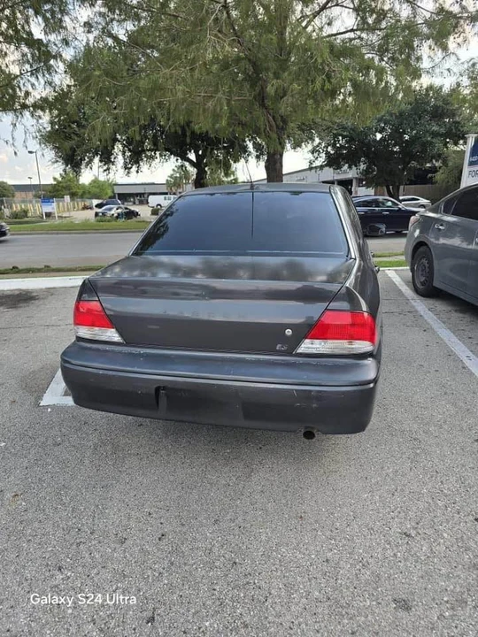 2003 Mitsubishi Lancer 7th Gen - Image 2 of 2