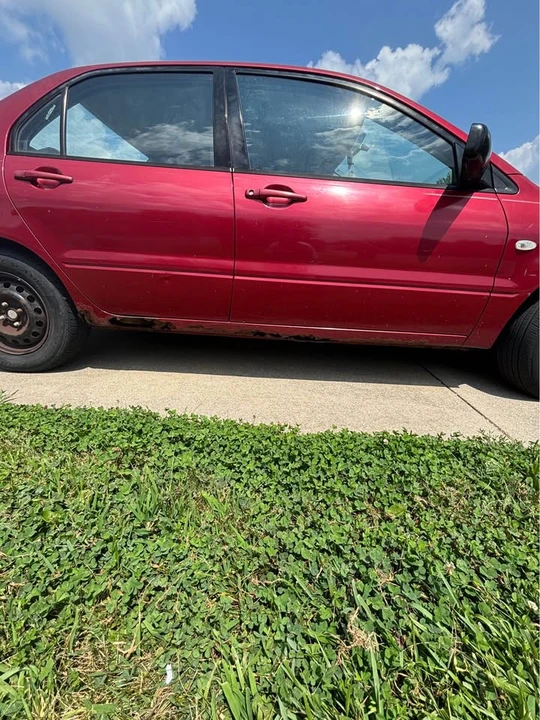 2003 Mitsubishi Lancer 8th Gen - Image 3 of 8