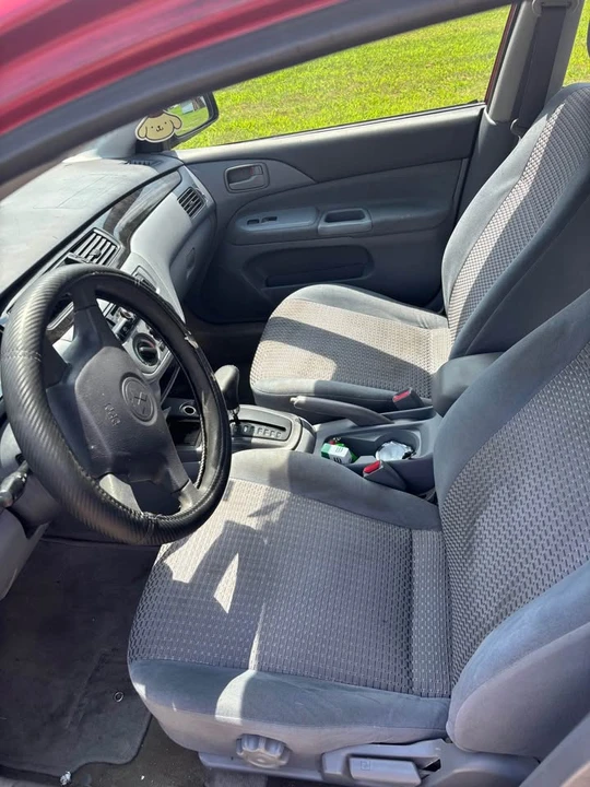 2003 Mitsubishi Lancer 8th Gen - Image 6 of 8
