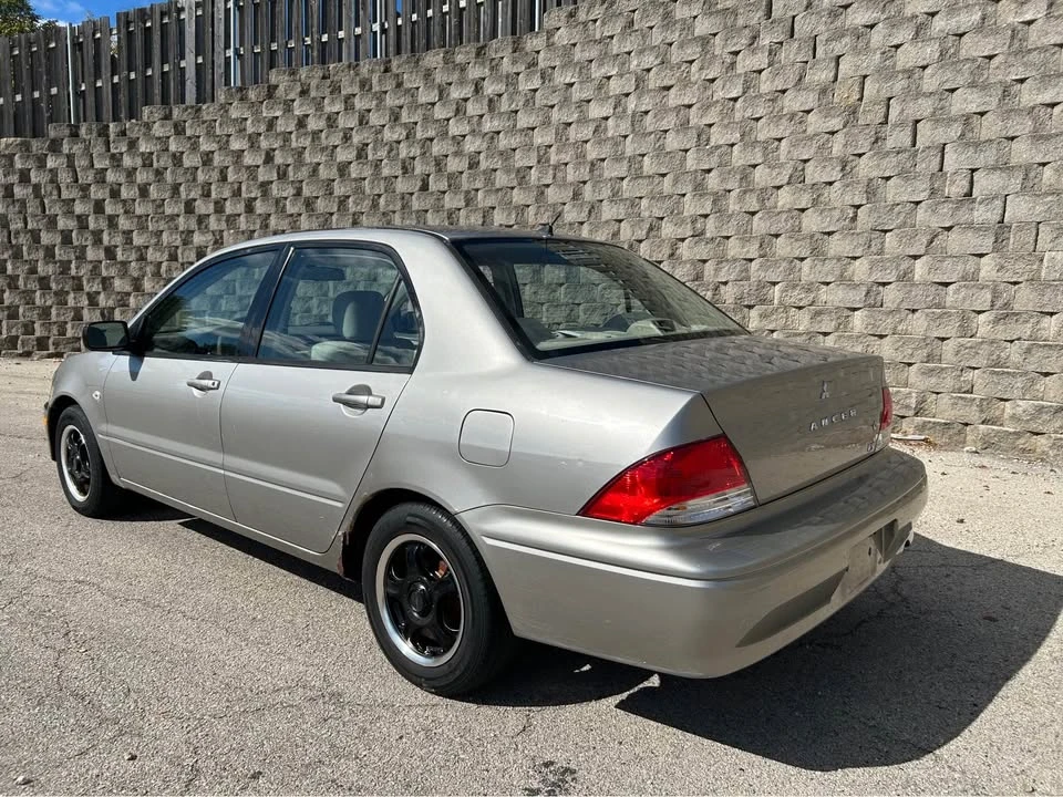 2003 Mitsubishi Lancer 7th Gen - Image 4 of 11