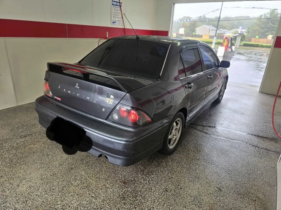 2003 Mitsubishi Lancer 7th Gen - Image 2 of 8