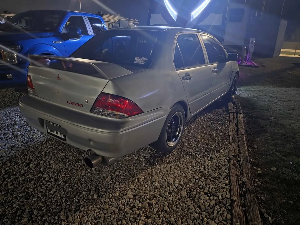 2003 Mitsubishi Lancer 8th Gen - Image 2 of 11