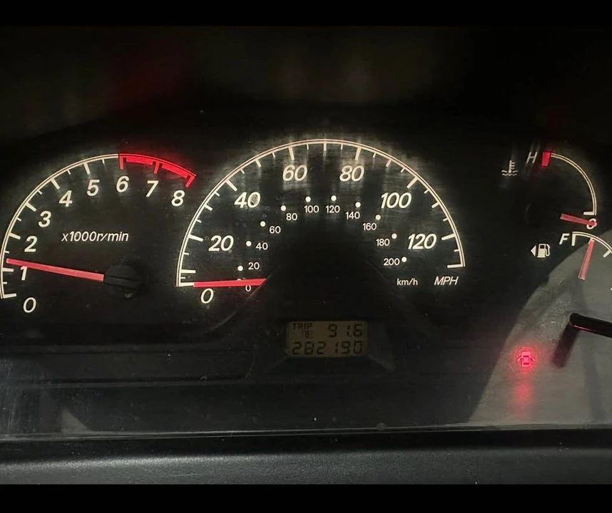 2003 Mitsubishi Lancer 8th Gen - Image 2 of 2