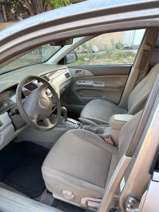 2003 Mitsubishi Lancer 8th Gen - Image 6 of 8