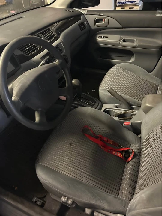2003 Mitsubishi Lancer 8th Gen - Image 5 of 6