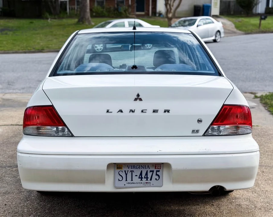 2003 Mitsubishi Lancer 8th Gen - Image 8 of 19