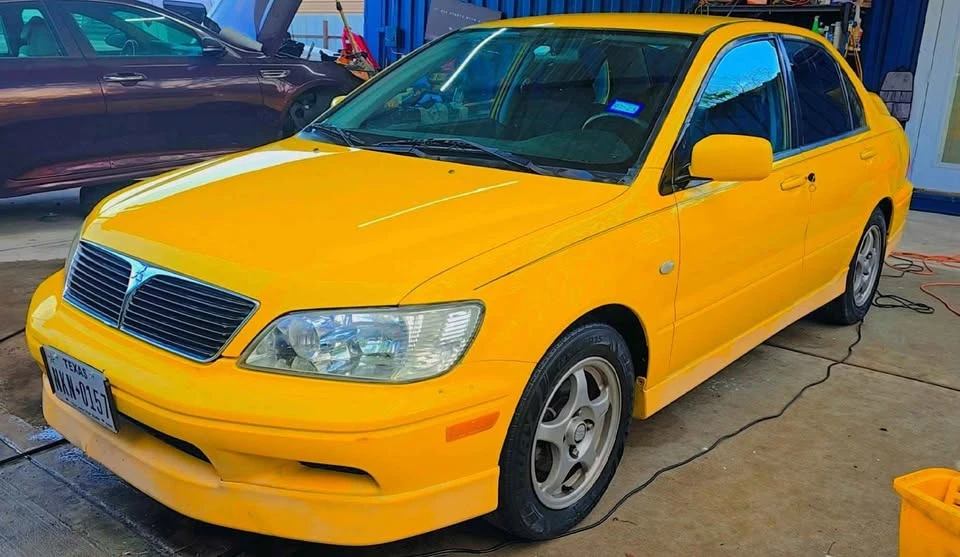 2003 Mitsubishi Lancer Evolution VIII 7th Gen - Image 2 of 4