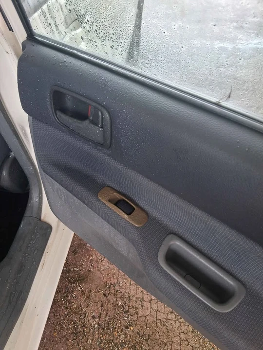 2003 Mitsubishi Lancer 8th Gen - Image 7 of 11