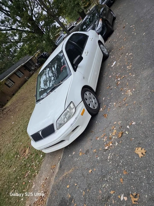 2003 Mitsubishi Lancer 8th Gen - Image 2 of 5