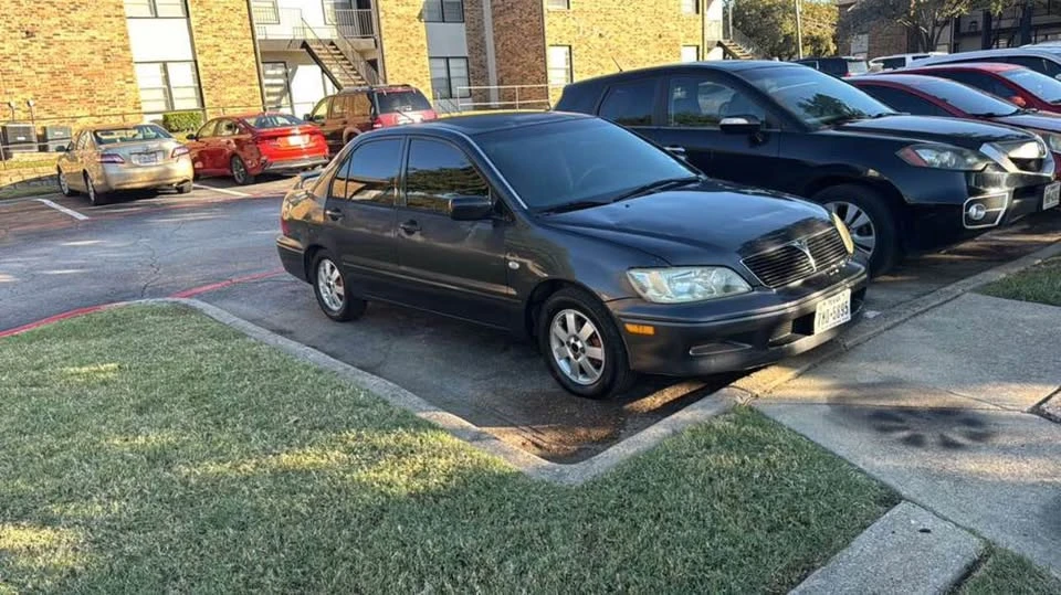2003 Mitsubishi Lancer 8th Gen - Image 2 of 4