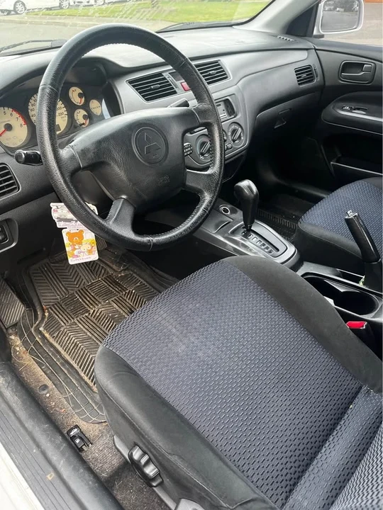 2003 Mitsubishi Lancer 7th Gen - Image 9 of 13