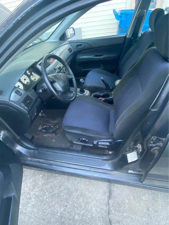 2003 Mitsubishi Lancer 7th Gen - Image 9 of 16
