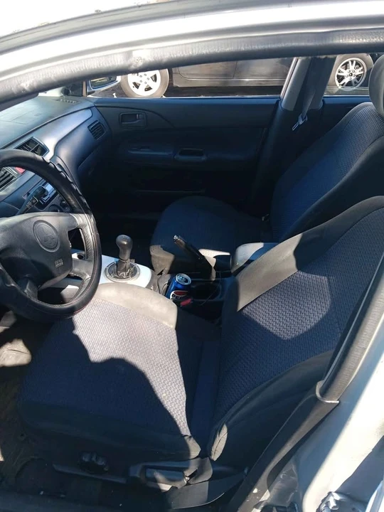 2003 Mitsubishi Lancer 8th Gen - Image 5 of 12