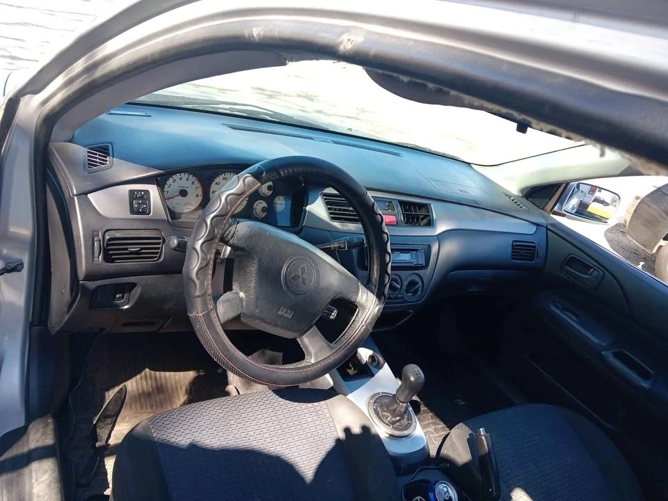 2003 Mitsubishi Lancer 8th Gen - Image 6 of 12