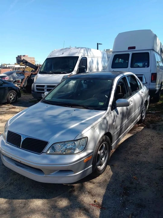 2003 Mitsubishi Lancer 8th Gen - Image 2 of 12