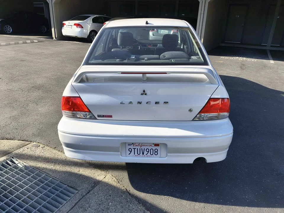 2003 Mitsubishi Lancer 8th Gen - Image 5 of 10