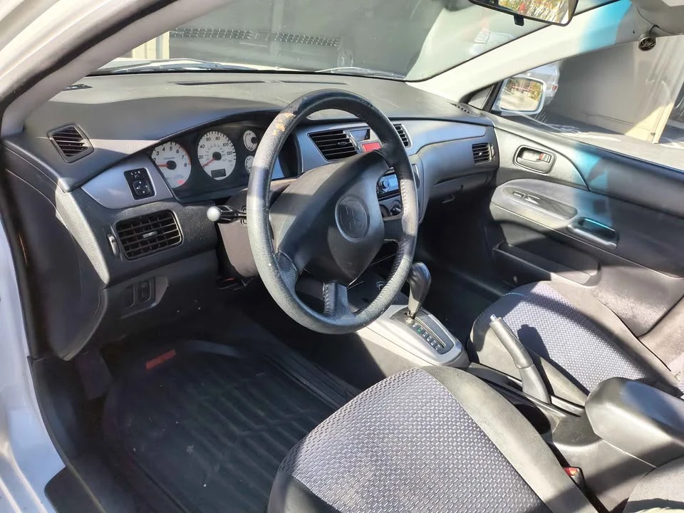 2003 Mitsubishi Lancer 8th Gen - Image 4 of 10