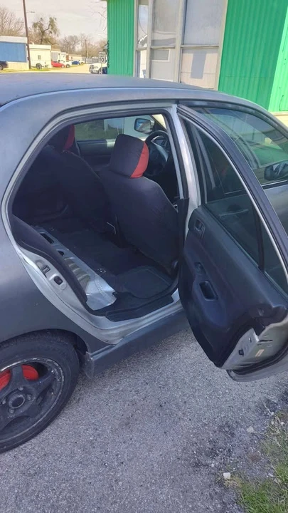 2003 Mitsubishi Lancer 8th Gen - Image 11 of 12
