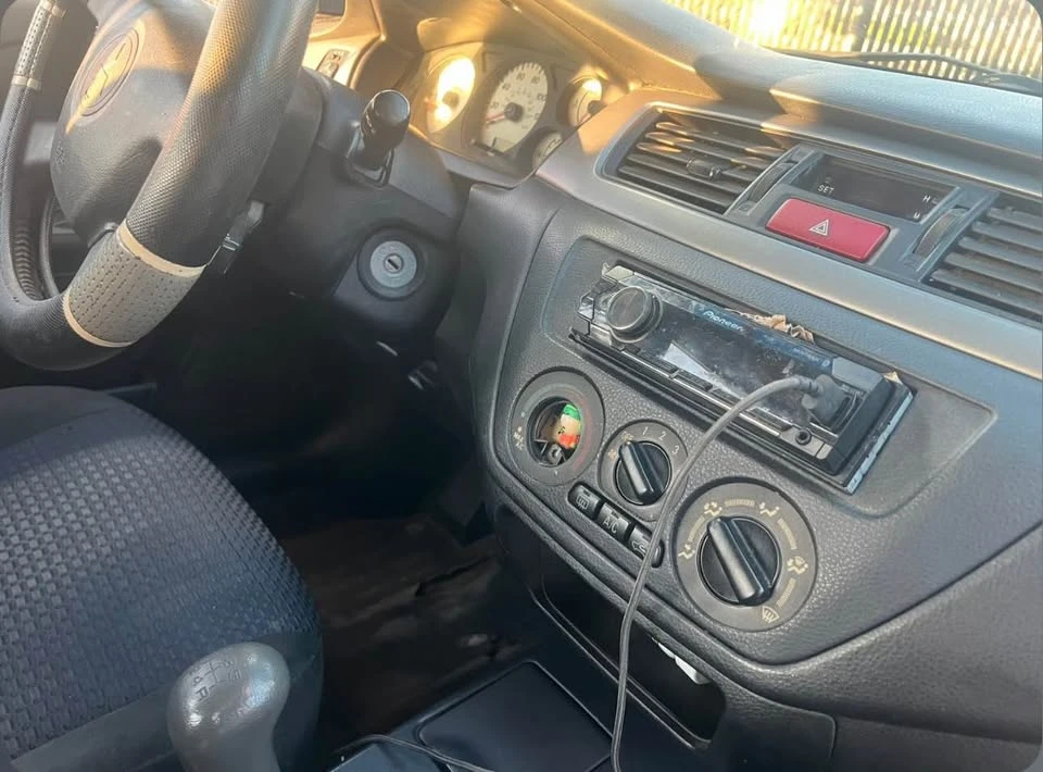2003 Mitsubishi Lancer 7th Gen - Image 5 of 9