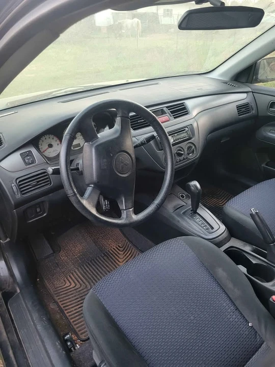 2003 Mitsubishi Lancer 8th Gen - Image 7 of 8