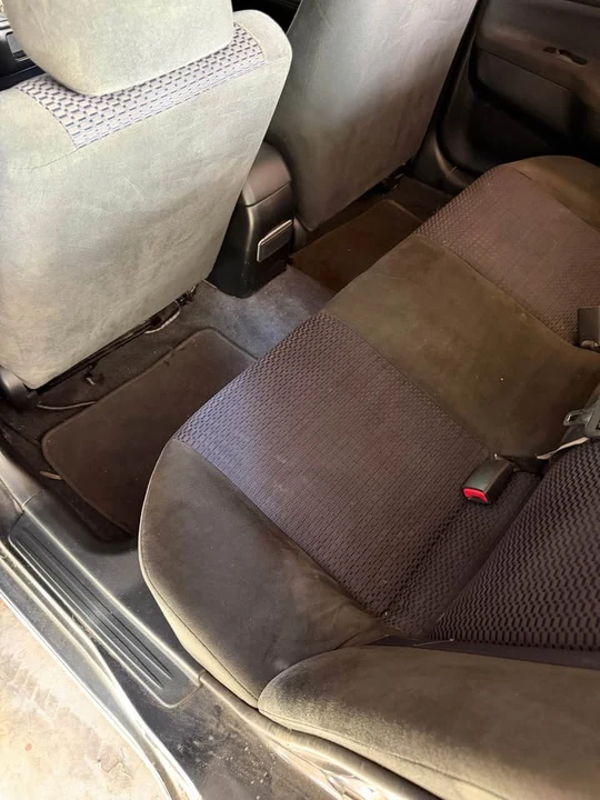 2003 Mitsubishi Lancer 8th Gen - Image 11 of 12