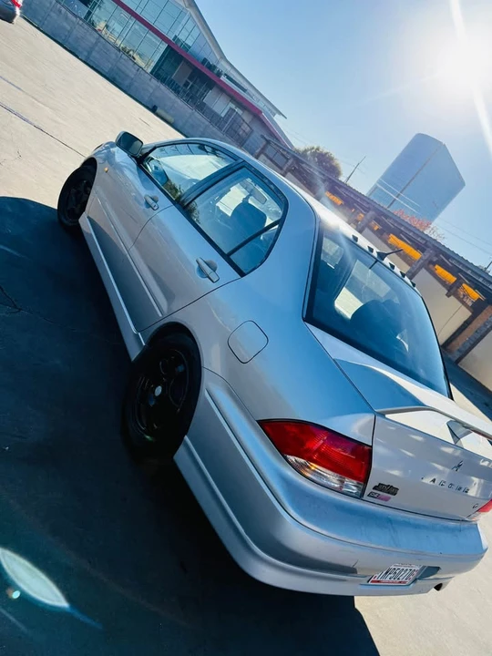 2003 Mitsubishi Lancer 8th Gen - Image 2 of 8