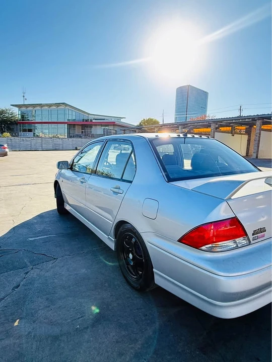 2003 Mitsubishi Lancer 8th Gen - Image 3 of 8