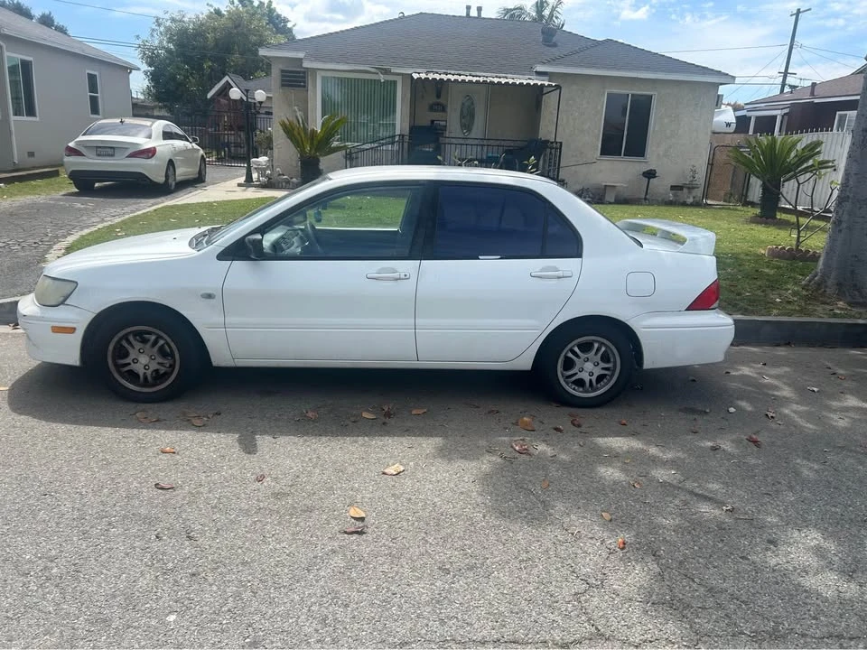 2003 Mitsubishi Lancer 8th Gen - Image 2 of 8