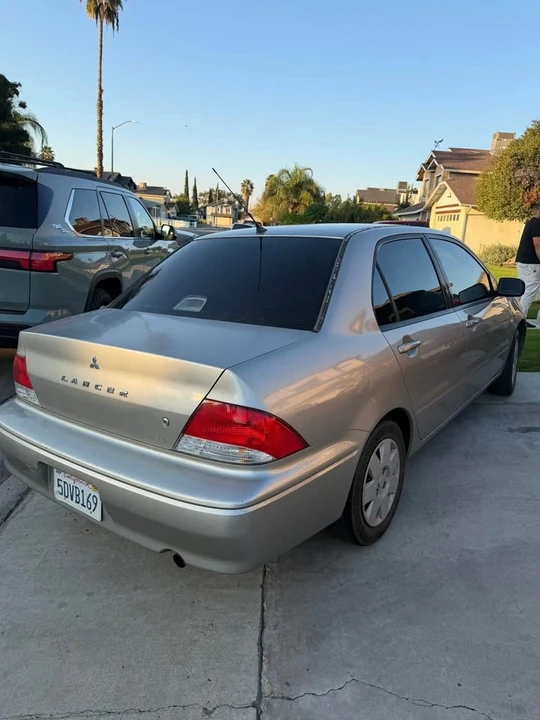 2003 Mitsubishi Lancer 8th Gen - Image 2 of 8