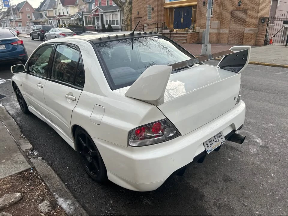 2003 Mitsubishi Lancer - Image 3 of 9